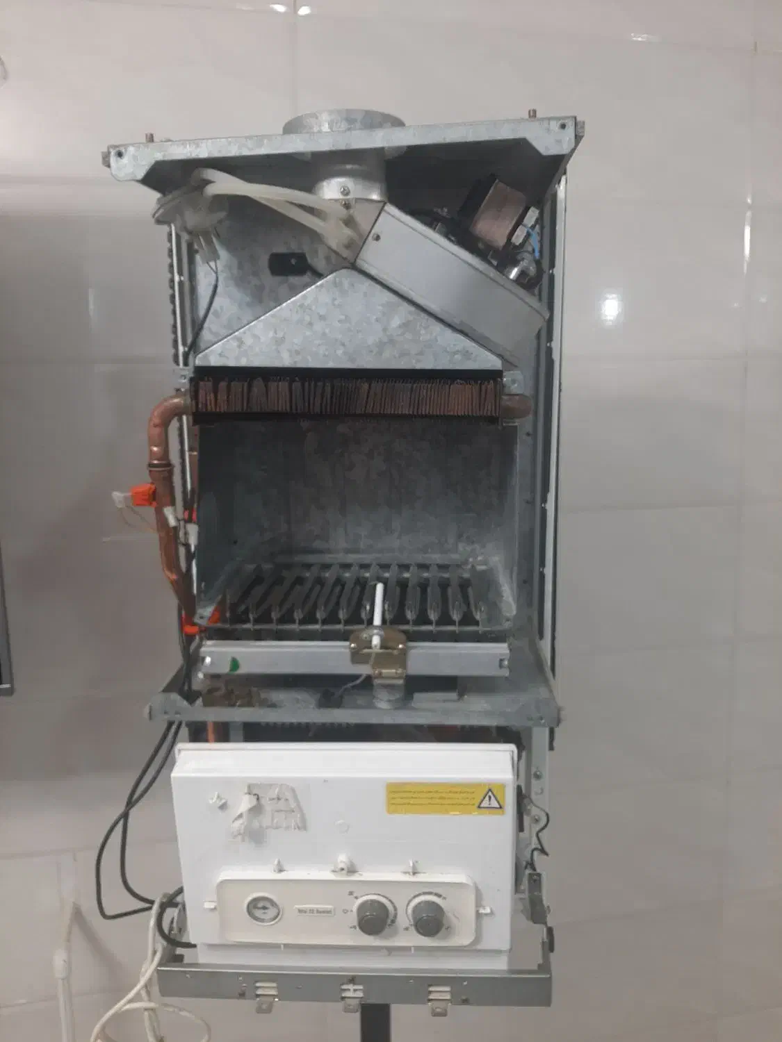 کلهر پکیج نصب و تعمیرات انواع پکیج و شوفاژ دیواری|خدمات پیشه و مهارت|کرج, فاز ۴ مهرشهر|دیوار