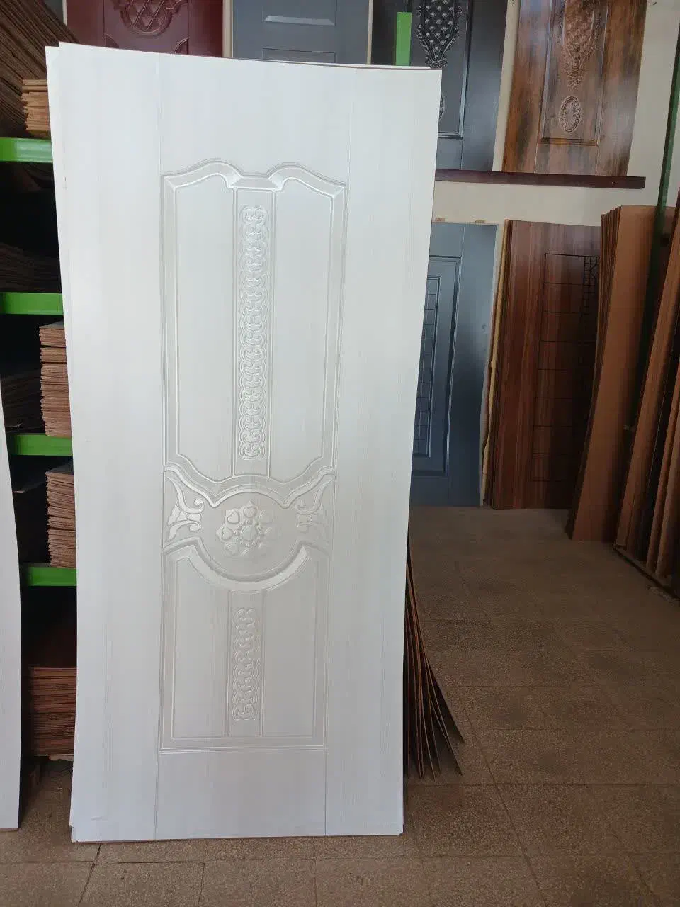 نصاب درب چوب و ام دی اف|خدمات پیشه و مهارت|کاشان, ولیعصر|دیوار