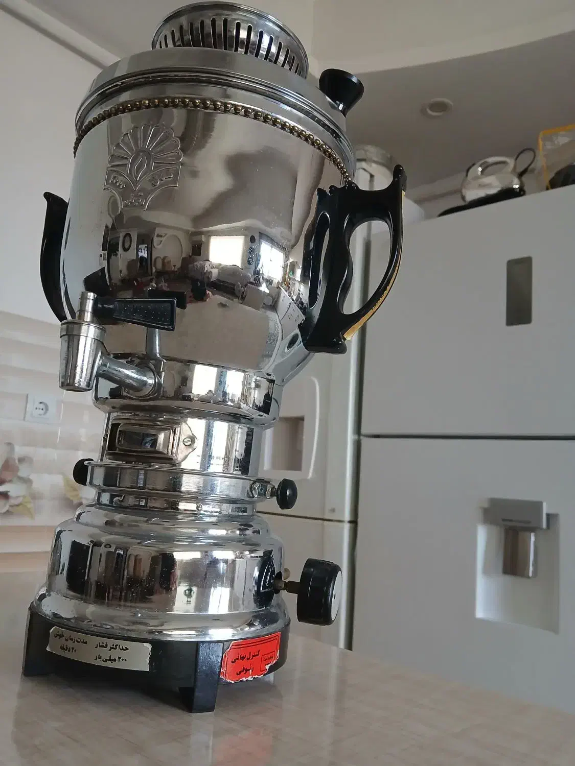 سماورگازی|سماور، چایساز، قهوهساز|آستانه اشرفیه, |دیوار