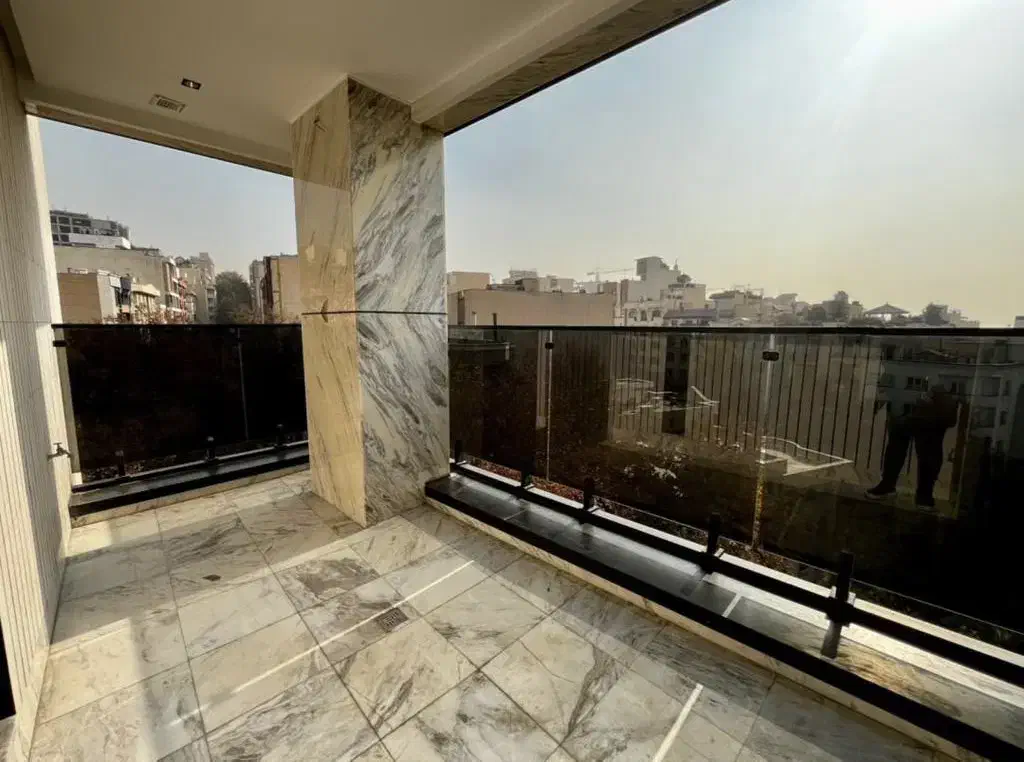 ۲۱۰ متر فرشته مدرن نوساز فول مشاعات