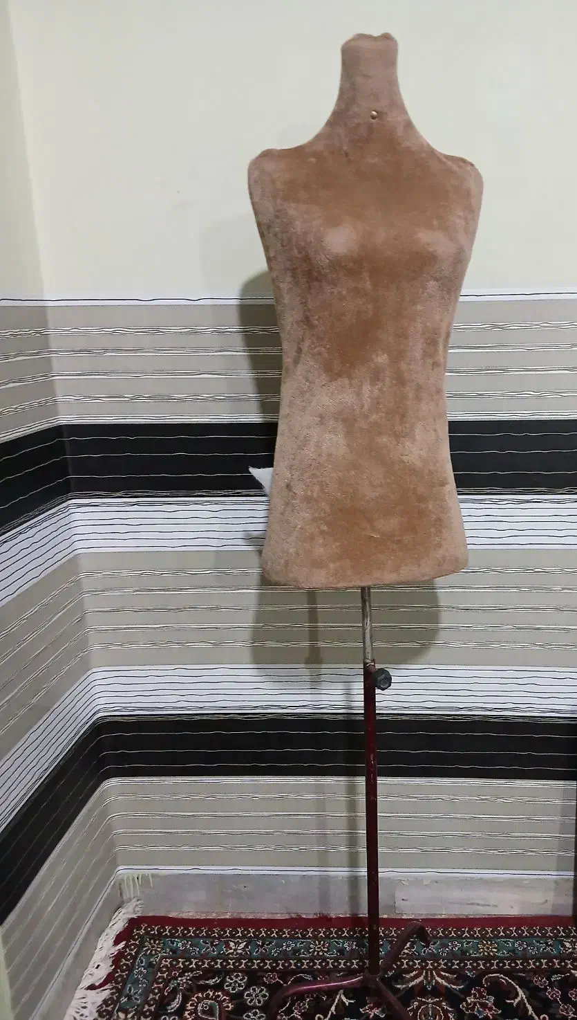 مانکن سوزن خور سایز ۳۸|لوازم خیاطی و بافتنی|شهرضا, |دیوار