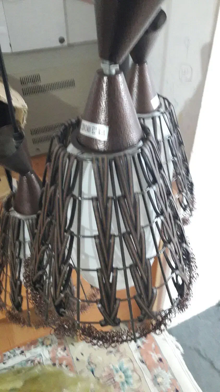 لوسترباچراغ خواب کاملا سالم|لوستر و چراغ آویز|کرمانشاه, |دیوار