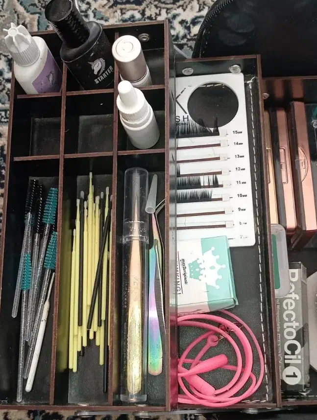 وسایل اکستنشن مژه و ابرو|آرایشی، بهداشتی، درمانی|شیراز, بیمارستان اعصاب و روان محرری|دیوار