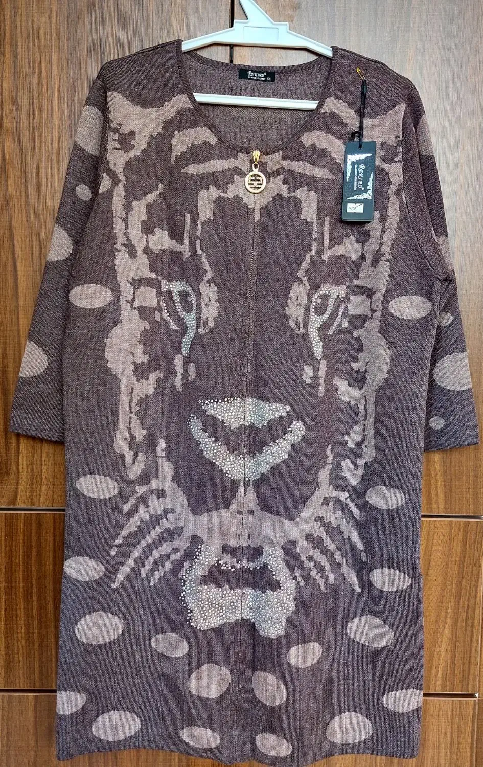 بافت|لباس|یزد, |دیوار