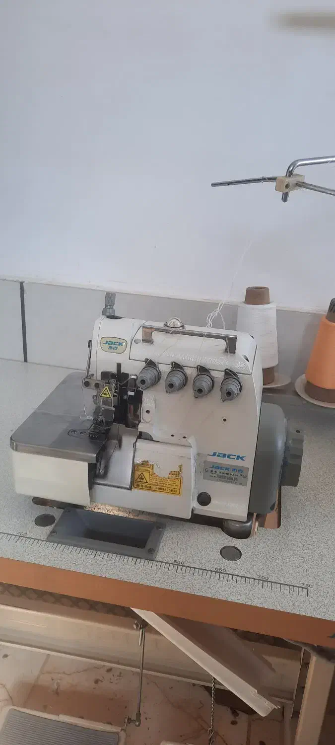 چرخ صنعتی جک در حد نو وسردوز جک|لوازم خیاطی و بافتنی|تاکستان, |دیوار