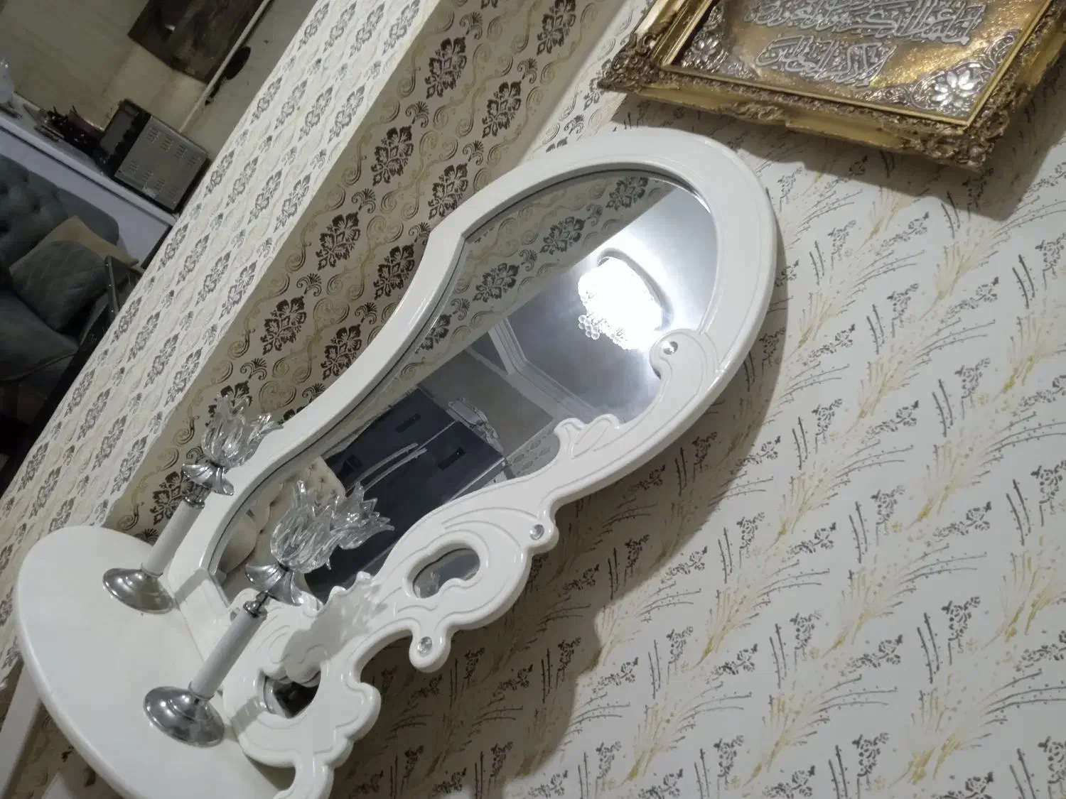 آینه و شمعدان|آینه|گرگان, |دیوار