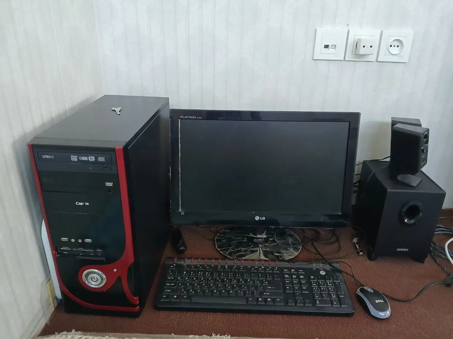 کامپیوتر ساده|رایانه رومیزی|گنبد کاووس, |دیوار