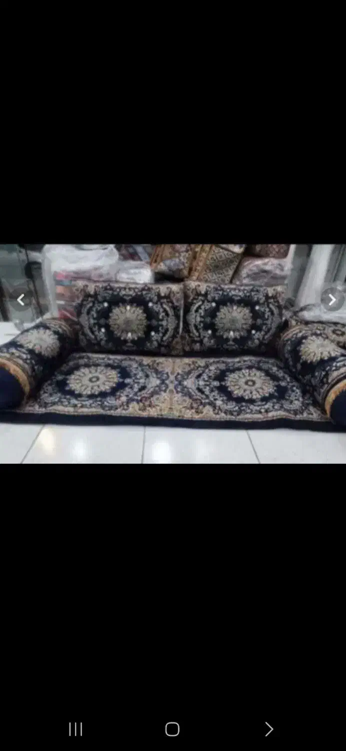 ست شاه نشین|پشتی|اصفهان, آهنگران|دیوار