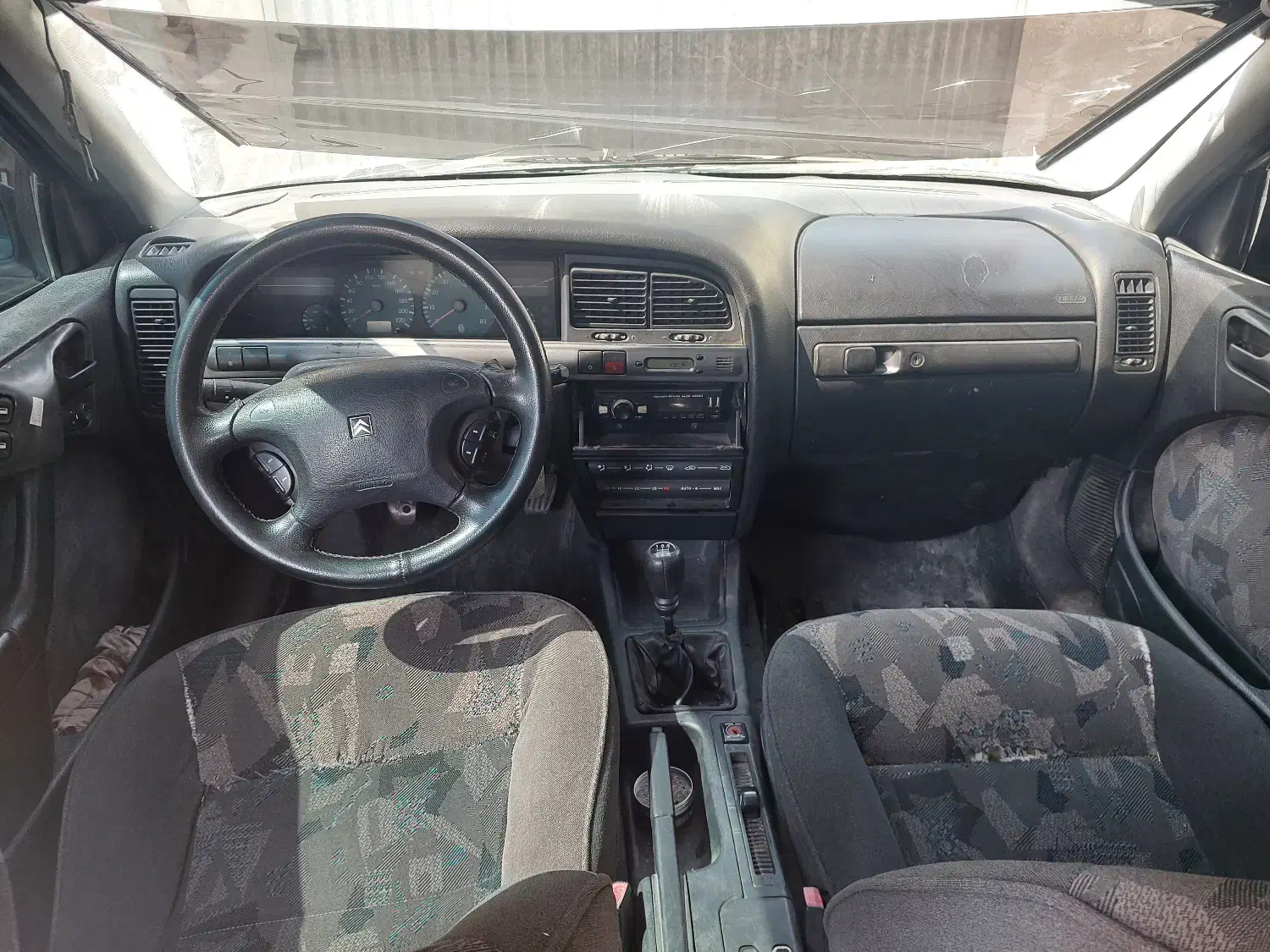 زانتیا مدل ۸۷ معامله فقط با ۴۰۵ مشکی|خودرو سواری و وانت|بندرعباس, |دیوار