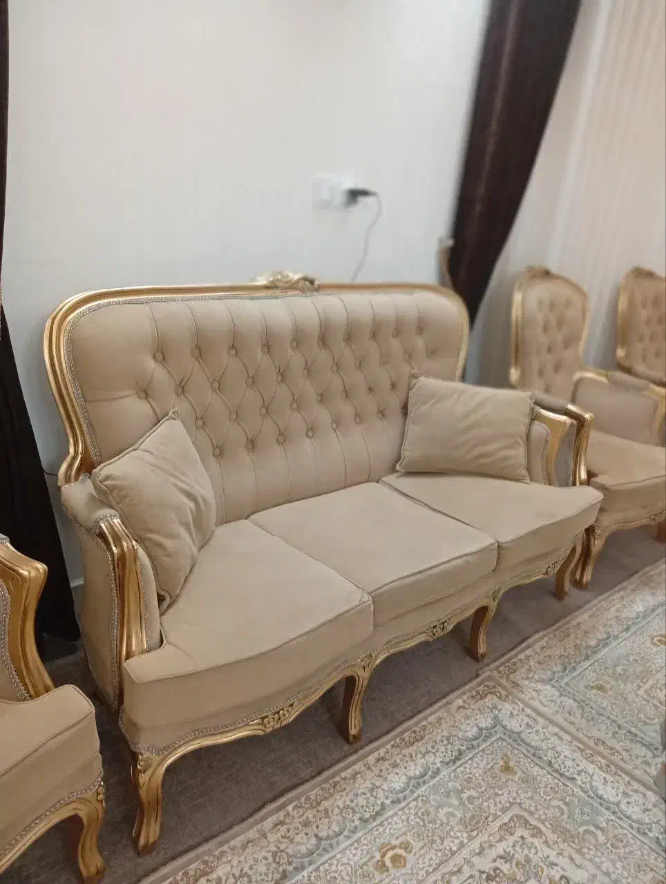 مبل هفت نفره تمیز|مبلمان خانگی و میز عسلی|سلفچگان, |دیوار