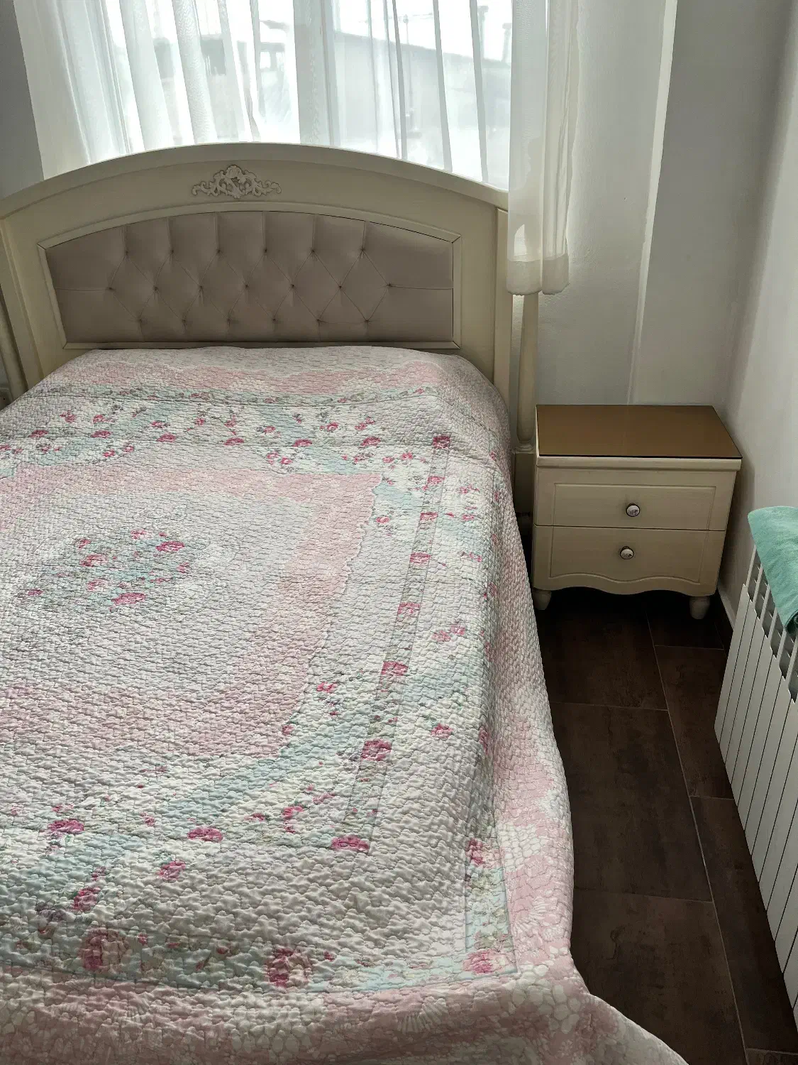 سرویس خواب|تخت و سرویس خواب|چالوس, |دیوار