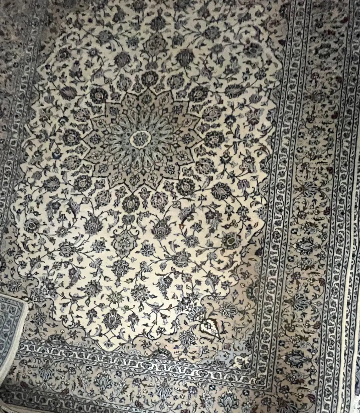 یک جفت فرش دستباف نو|فرش|تهران, سازمان برنامه جنوبی|دیوار