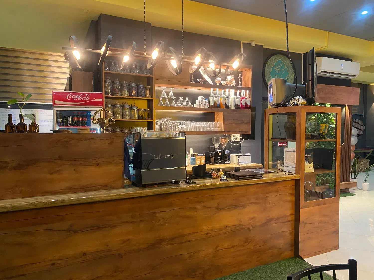 فضا برای تولید محتوا|اجارهٔ کوتاه‌مدت دفتر کار و فضای آموزشی|مشهد, جاهد شهر|دیوار