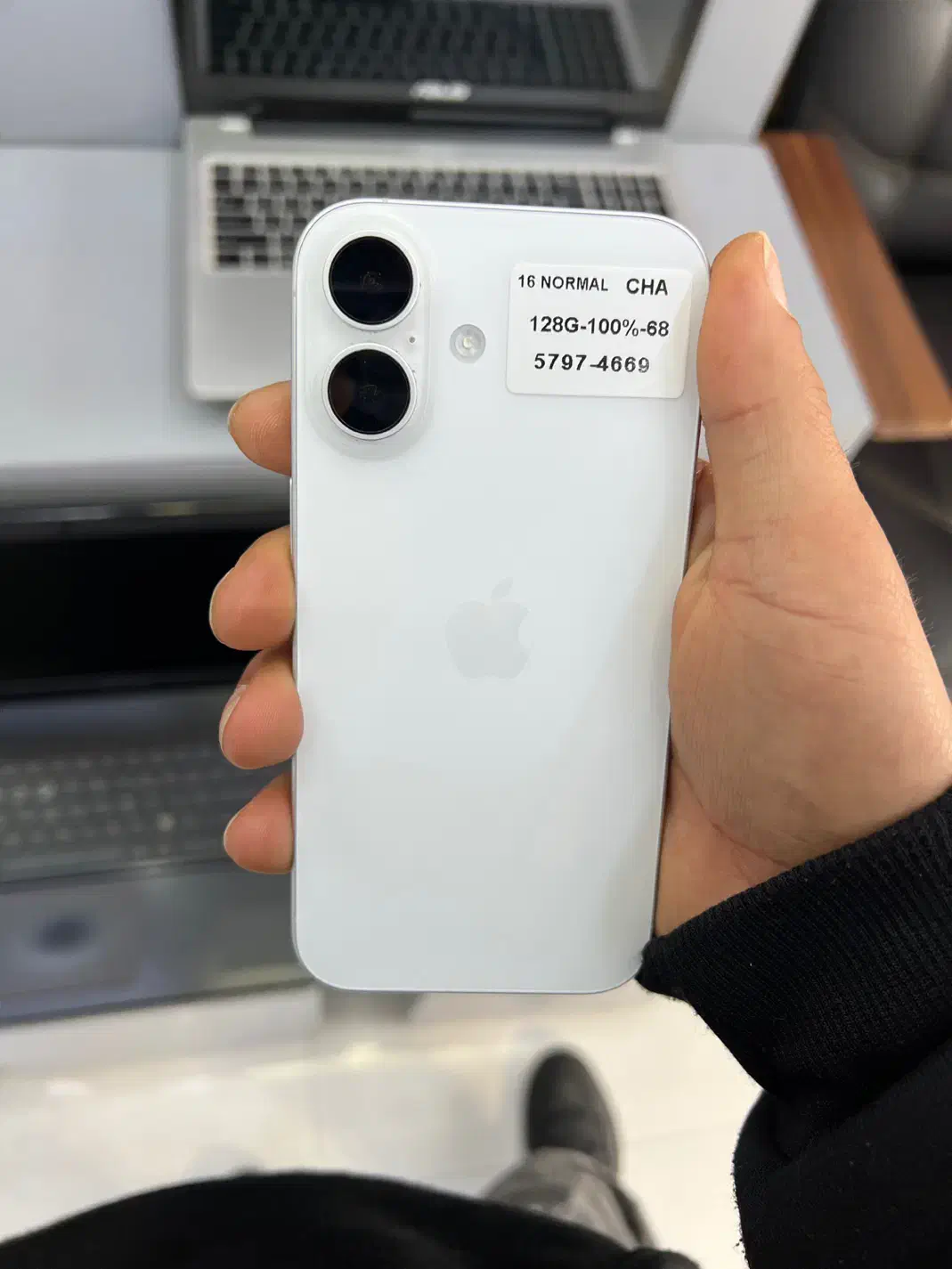 16  نرمال  سفید|موبایل|مشهد, بهشت|دیوار