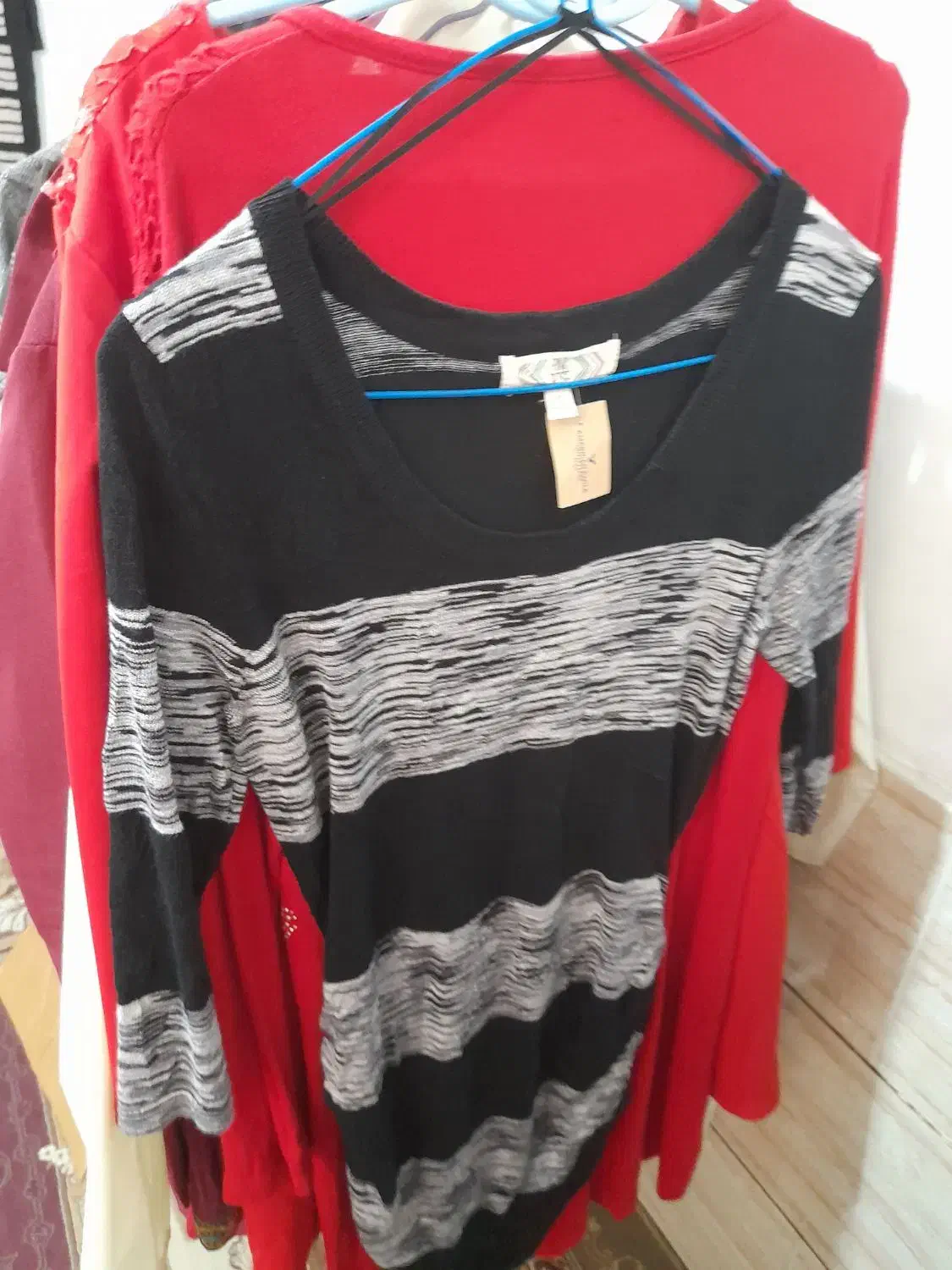 لباس|لباس|شیراز, شهرک کوشکک|دیوار