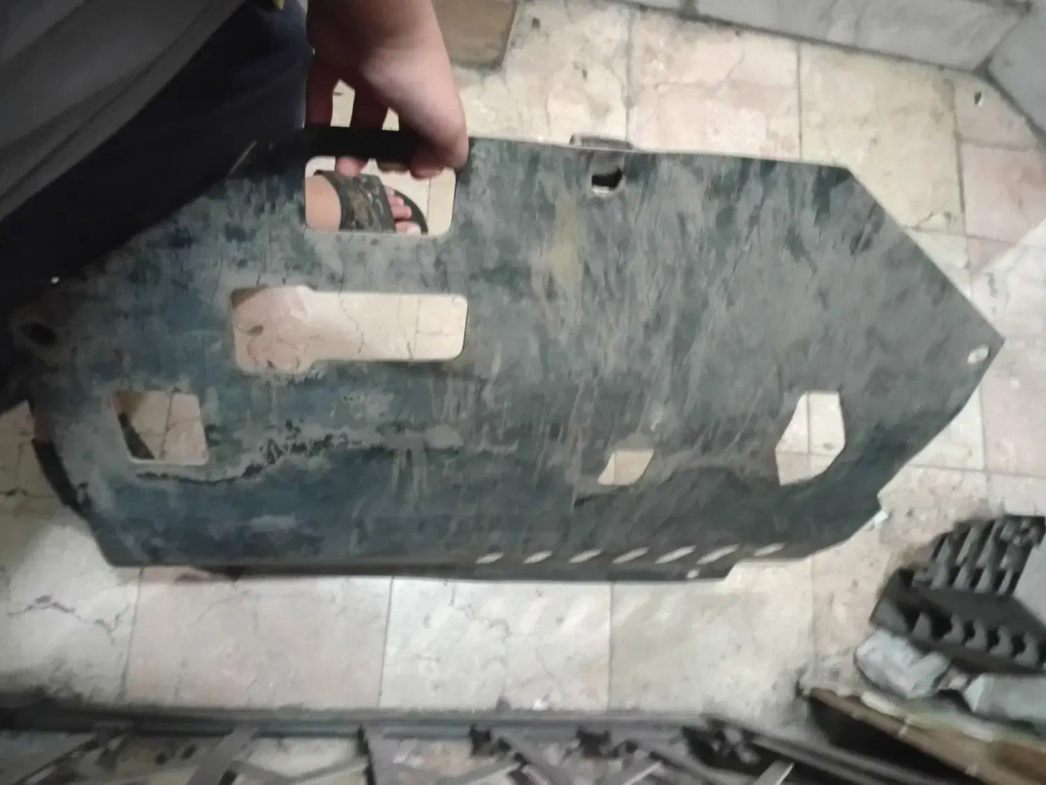 سینی زیر موتور ۴۰۵|قطعات یدکی و لوازم جانبی|قرچک, میرزائی جنوبی|دیوار