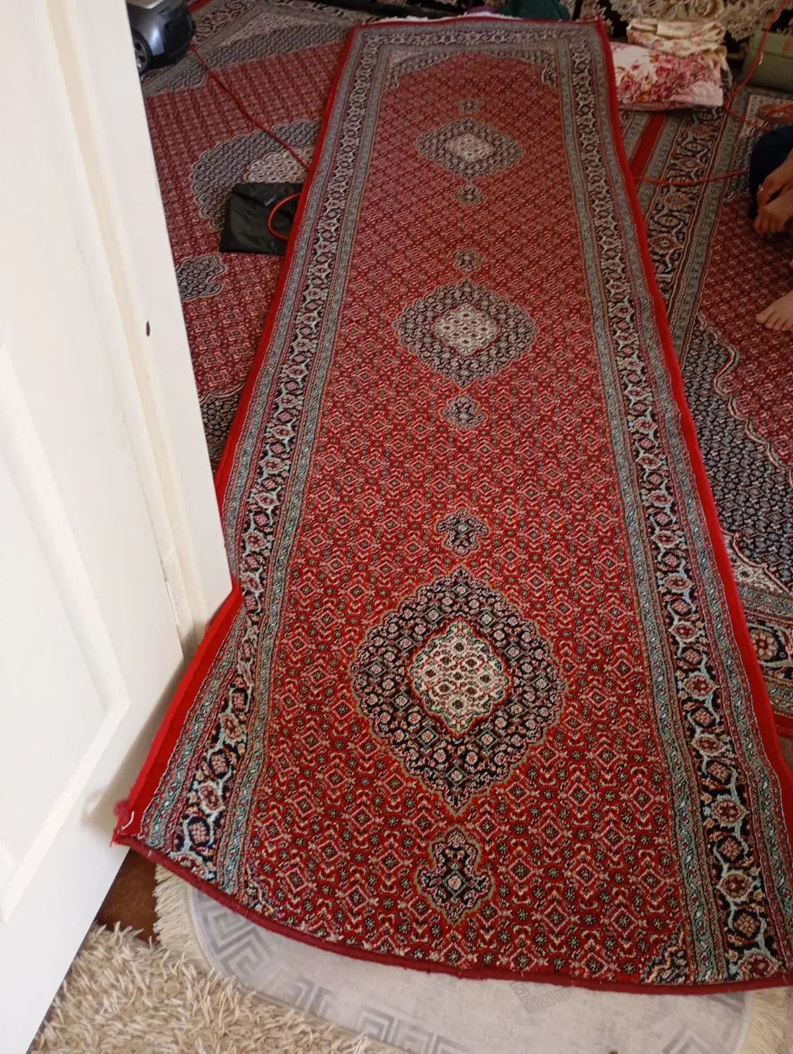 دوتا فرش ودوتاپرده به فروش میره|فرش|سنندج, |دیوار