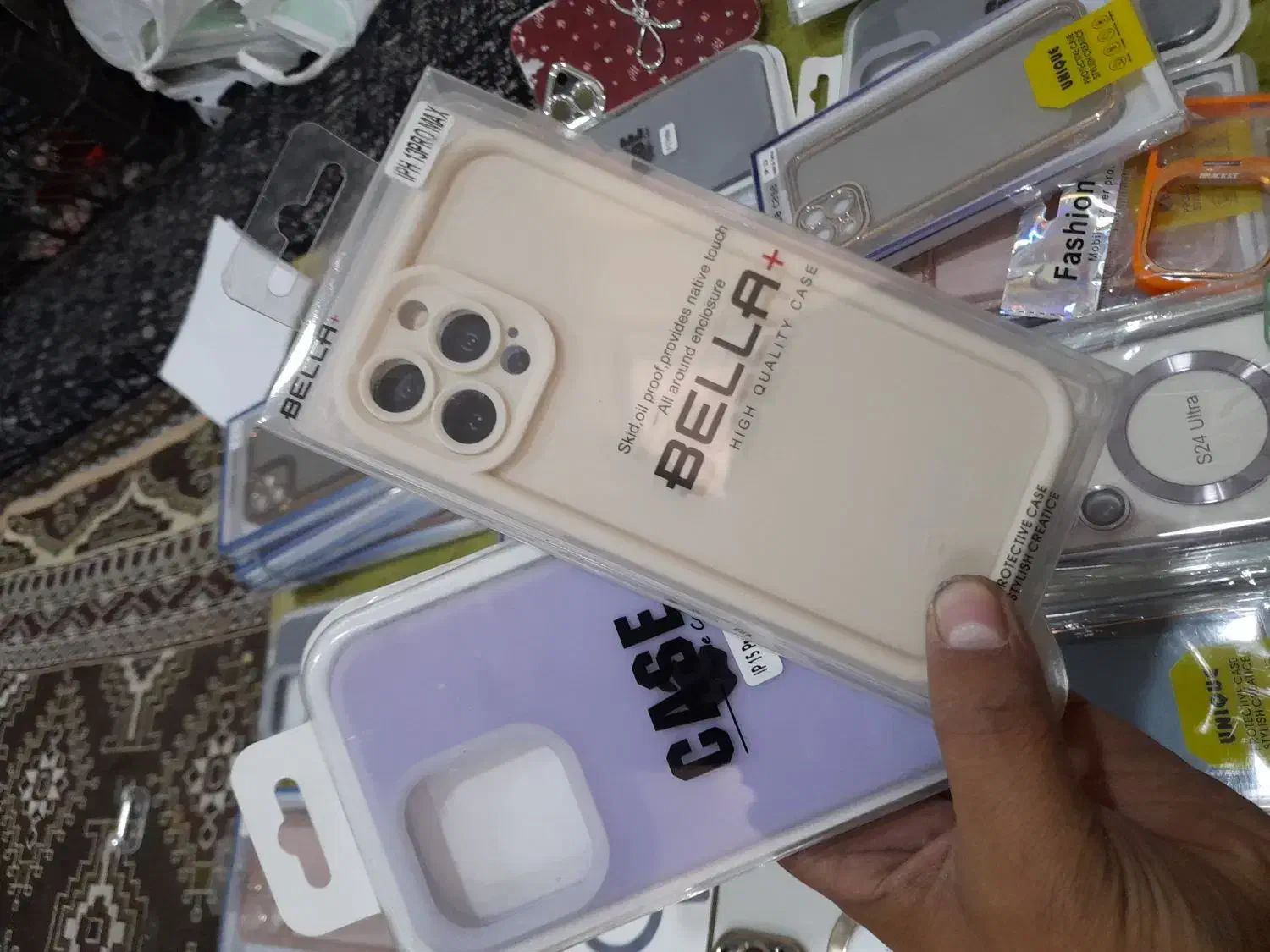 انواع قاب ایفون جنس درجه یک  همه با هم دونی 70|لوازم جانبی موبایل و تبلت|آبادان, |دیوار