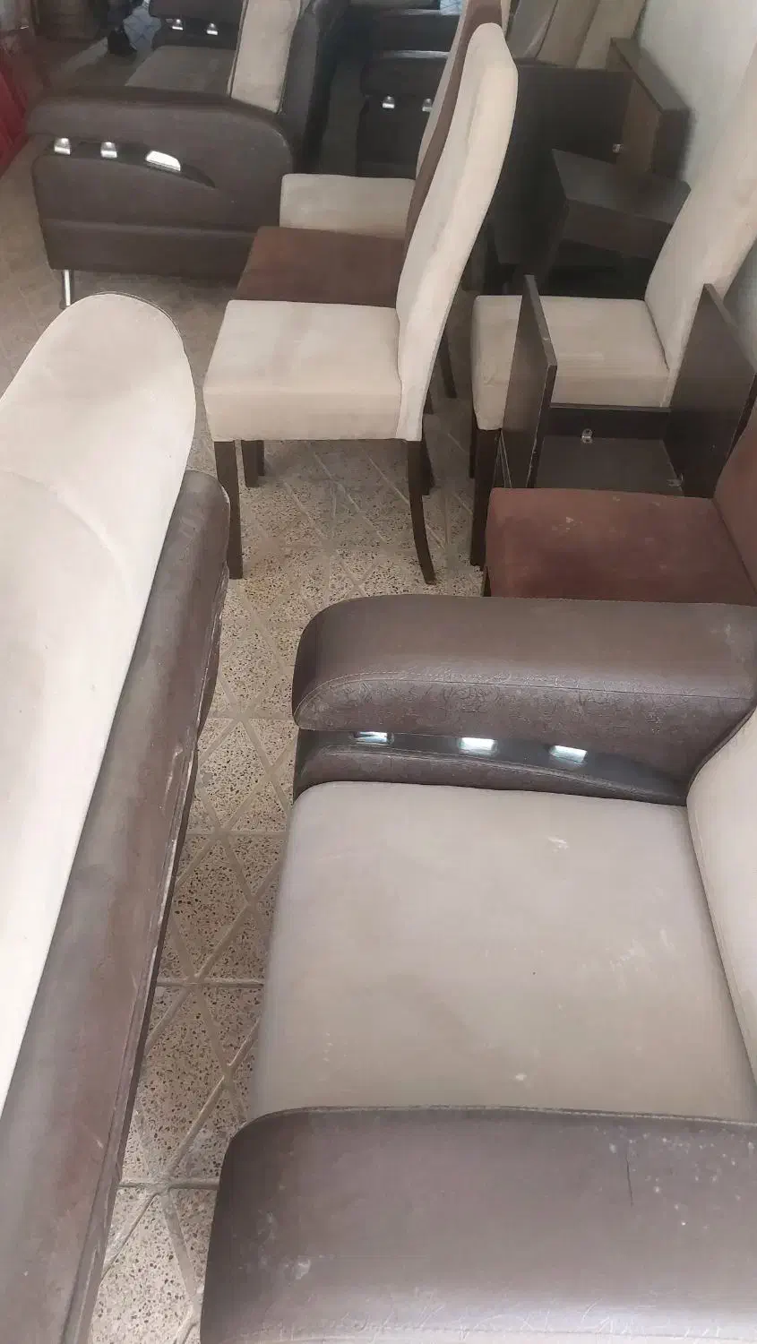 مبل ۷نفره و میزنهارخوری۶نفره|مبلمان خانگی و میز عسلی|گنبد کاووس, |دیوار