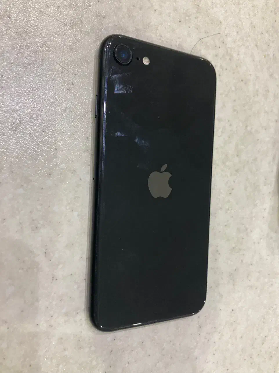 آیفون اس ای ۲۰۲۰|موبایل|تهران, شهران جنوبی|دیوار