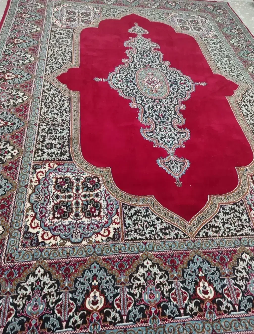 قالی ۱۲متری سالم|فرش|دزفول, |دیوار