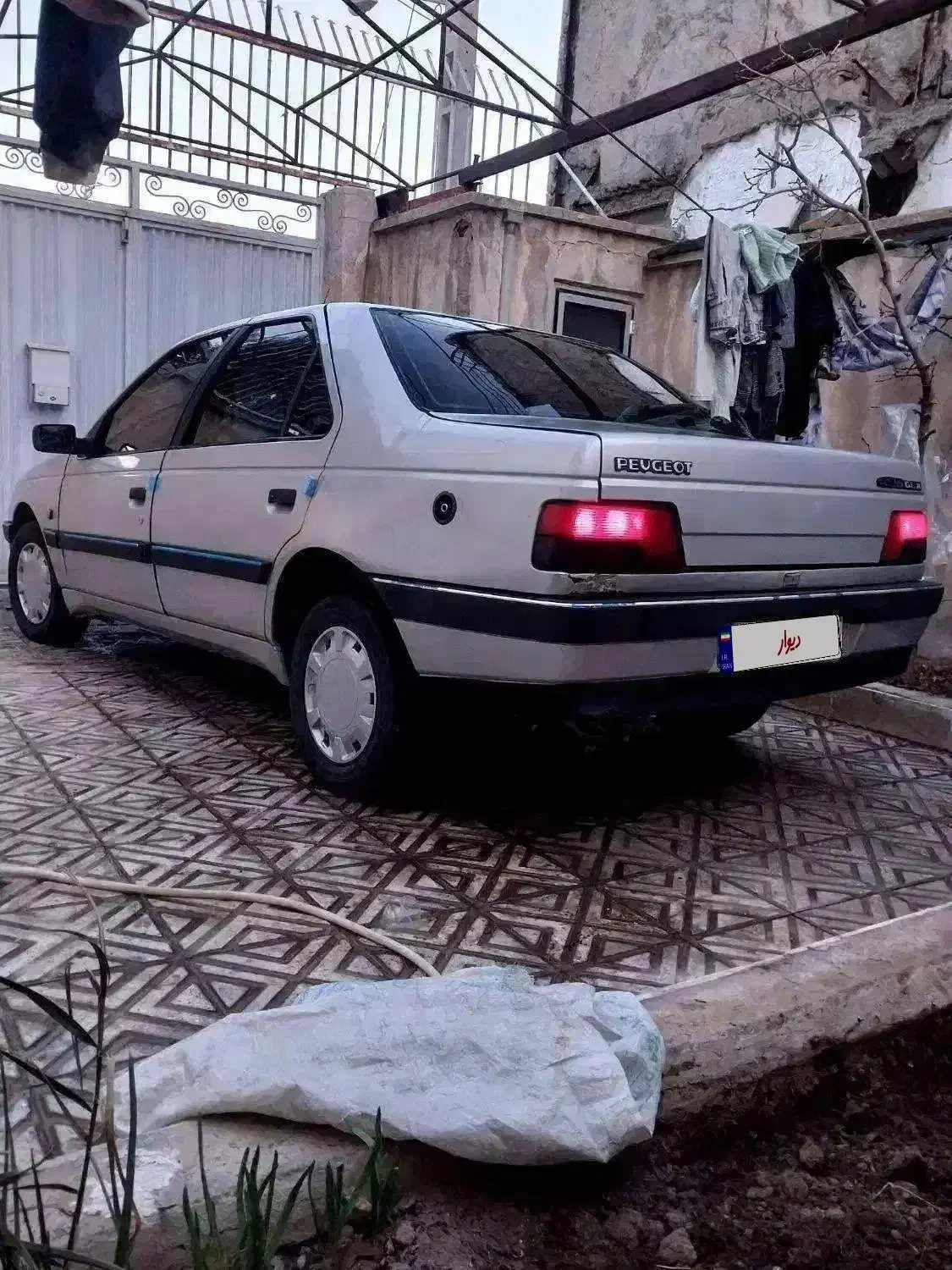 **پژو405 آس جوان پسندمعاوضه**|خودرو سواری و وانت|محمدیه-قزوین, |دیوار