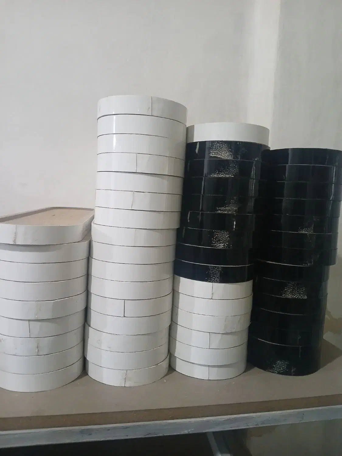 تعدادی قاب ام دی اف و ورق برش خورده برای قاب|تابلو، نقاشی، عکس|تهران, امام زاده عبدالله|دیوار