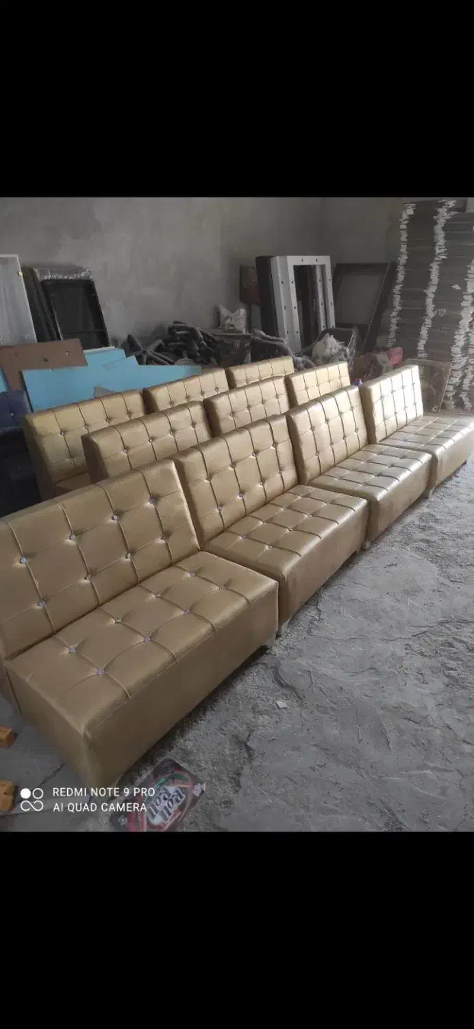 پاف و مبل انتظار ساده و باکسدار گیم نت|صندلی و نیمکت|اسلام‌شهر, باغ فیض|دیوار