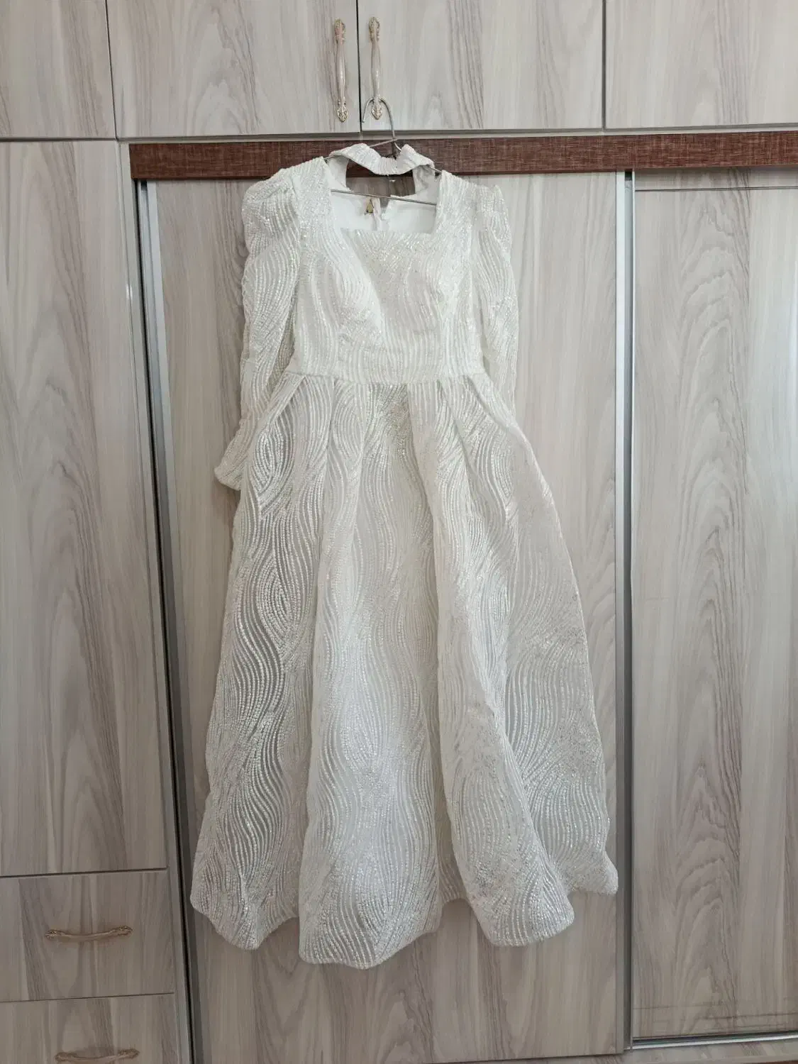 لباس مجلسی|لباس|اردبیل, |دیوار