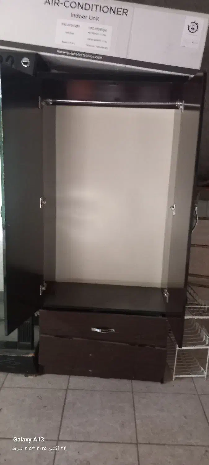 کمد لباس و بوفه نیاز به تعمیرات|جاکفشی، کمد، دراور|پارس‌آباد, |دیوار