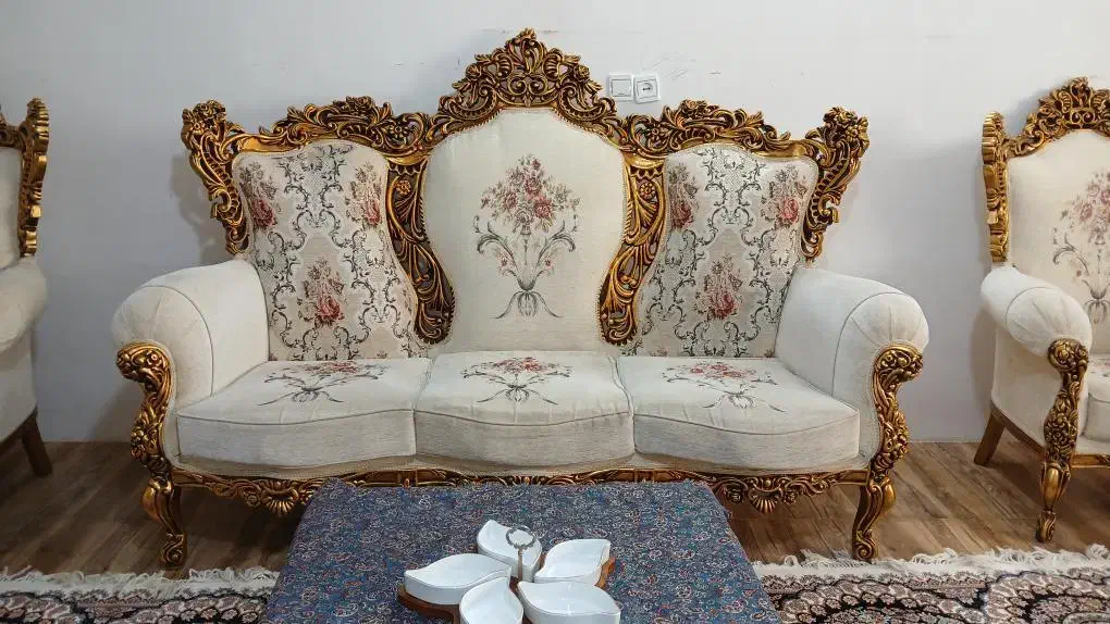 مبل سلطنتی بسیار زیبا|مبلمان خانگی و میز عسلی|بابل, |دیوار
