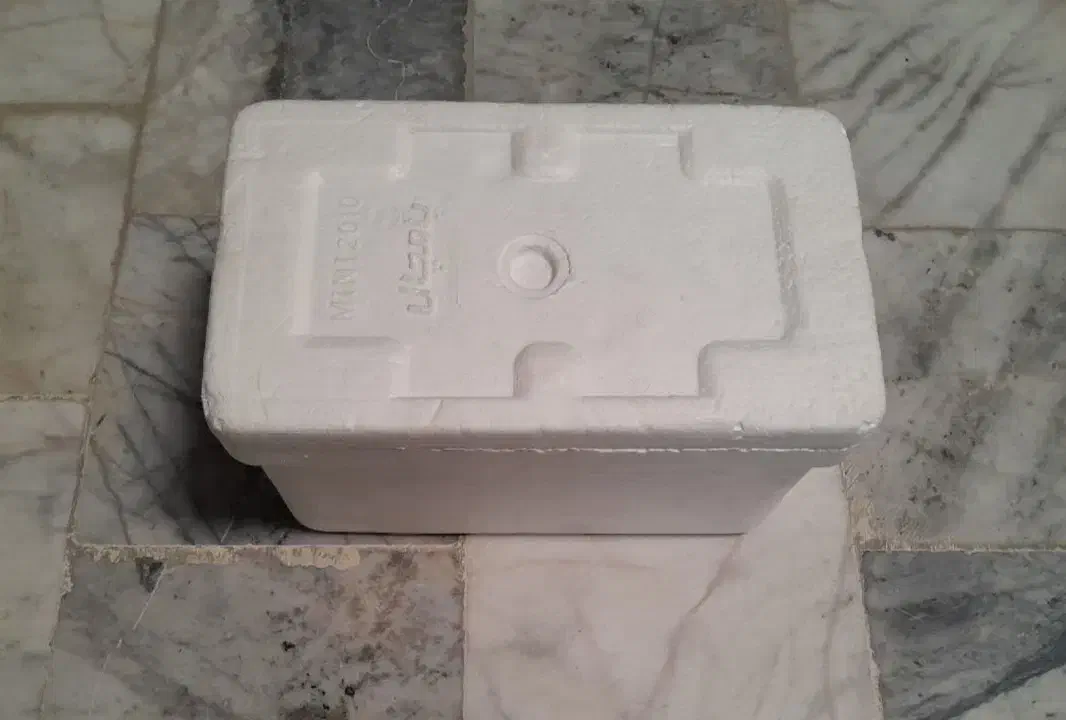 یخدان یونولیتی|ظروف نگهدارنده، پلاستیکی، یک‌بارمصرف|یزد, |دیوار