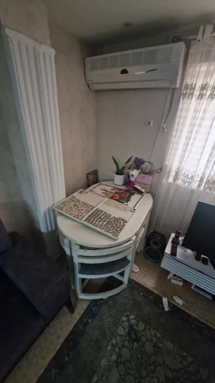 میز ناهار خوری ۶ نفره کم جا،نو|میز و صندلی غذاخوری|بندر انزلی, کوی واحدی|دیوار