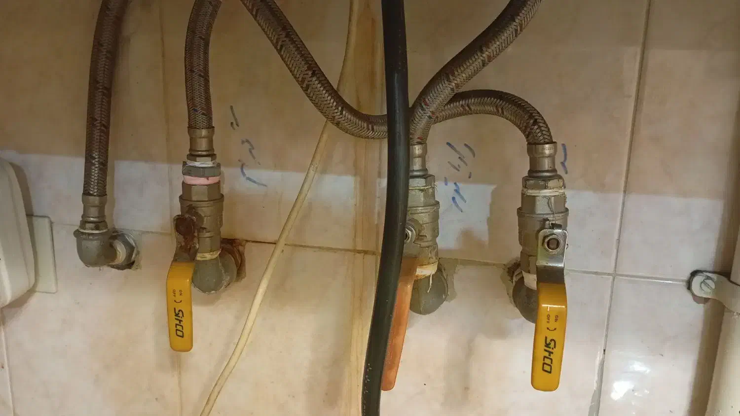 تاسیسات صفرتاصد،برق،پکیج،کولر،فروش‌نصب پروژکتور|خدمات پیشه و مهارت|پرند, فاز ۶|دیوار