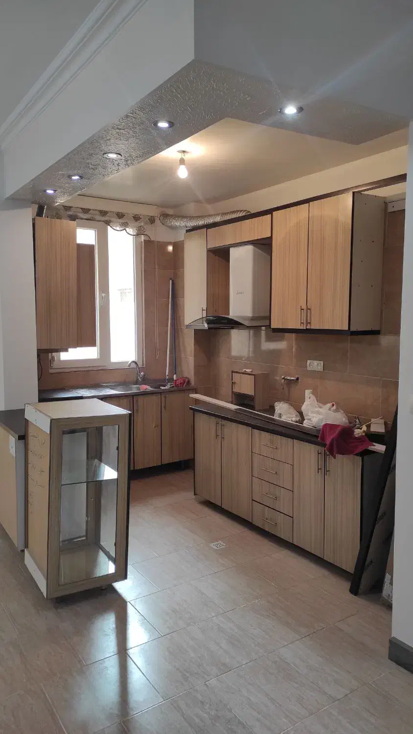 70متر آپارتمان دو خواب Fامکانات اجاره دنج منطقه