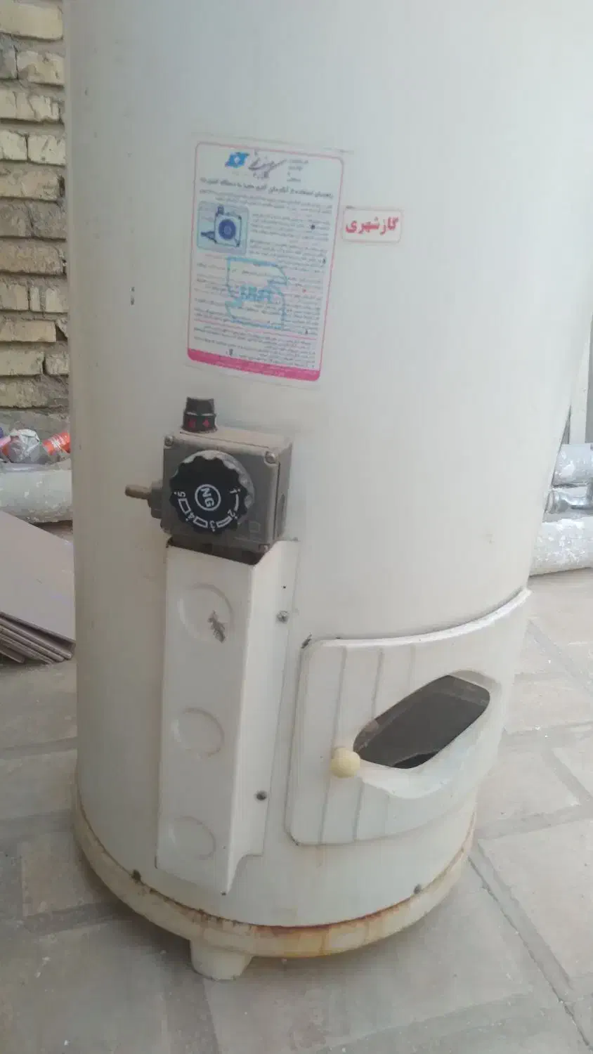 آبگرمکن مخزنی ۱۶۰ لیتری|آبگرمکن، پکیج، شوفاژ|حمیدیا, |دیوار