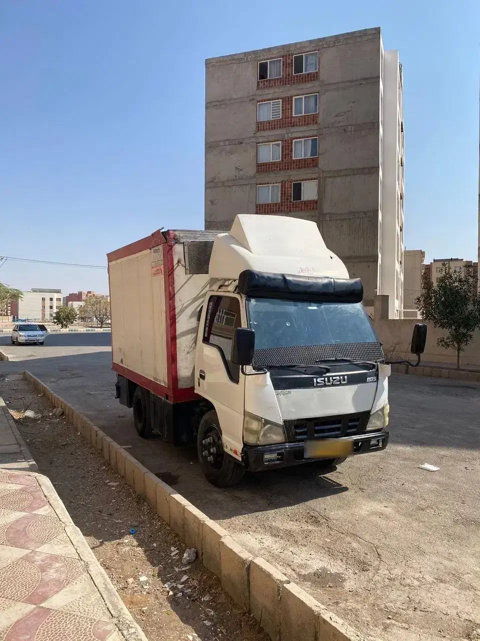 ایسوزو۵۲۰۰مدل۸۷|خودرو سنگین|کرمان, |دیوار