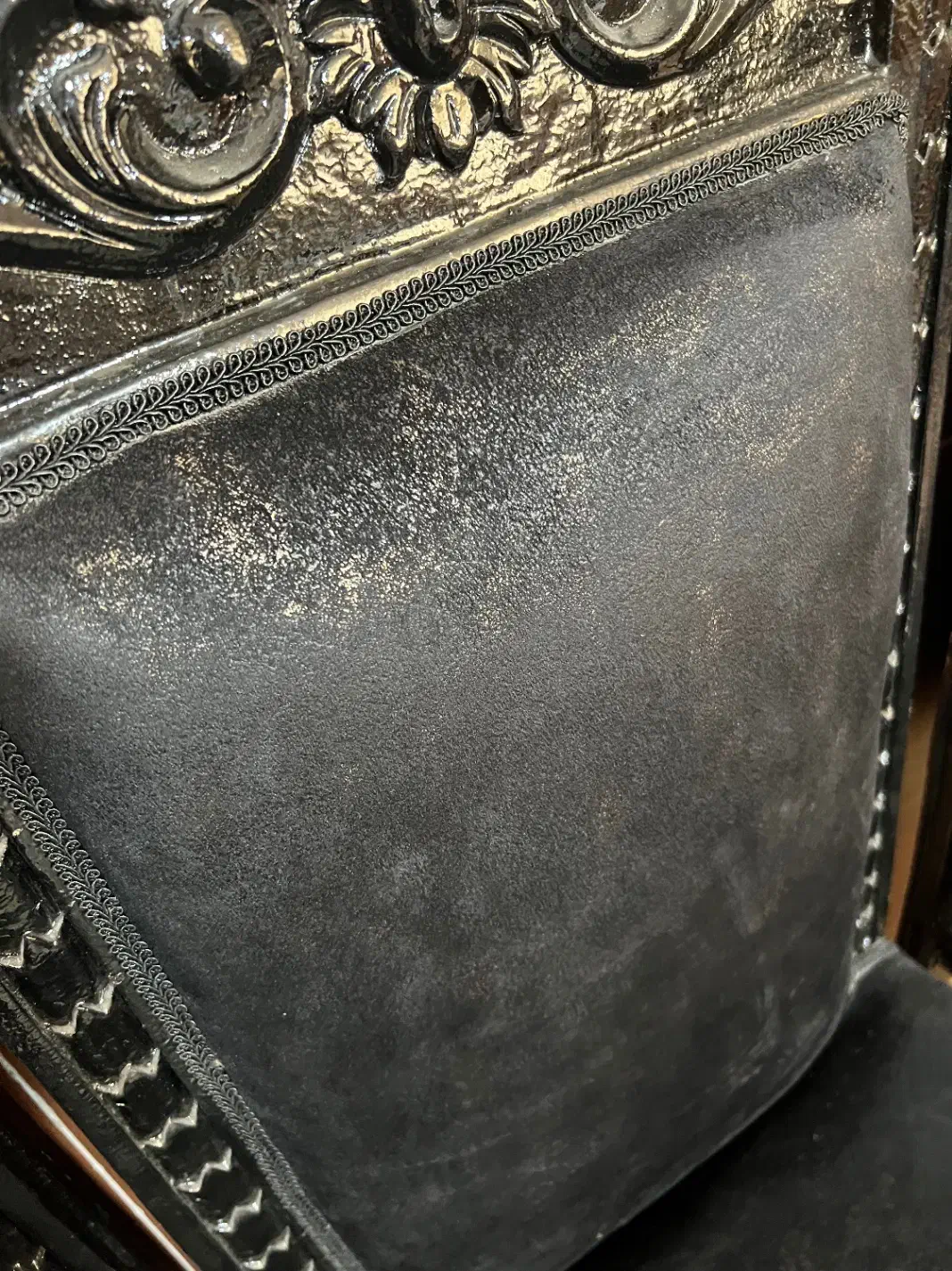 میز ناهار خوری با صندلی ۸ نفره|میز و صندلی غذاخوری|صدرا-فارس, فاز ۱|دیوار