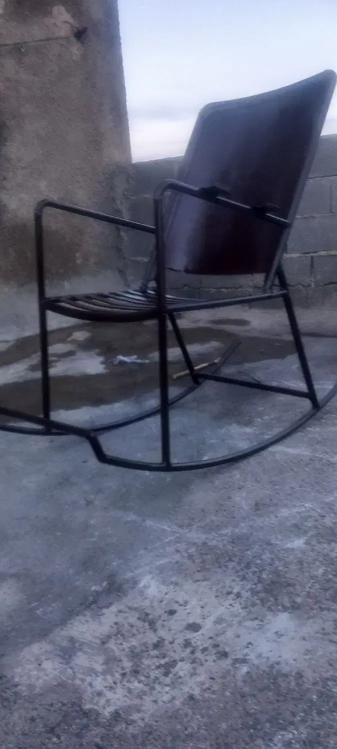 صندلی و تخت راک فلزی|صندلی و نیمکت|پاتاوه, |دیوار