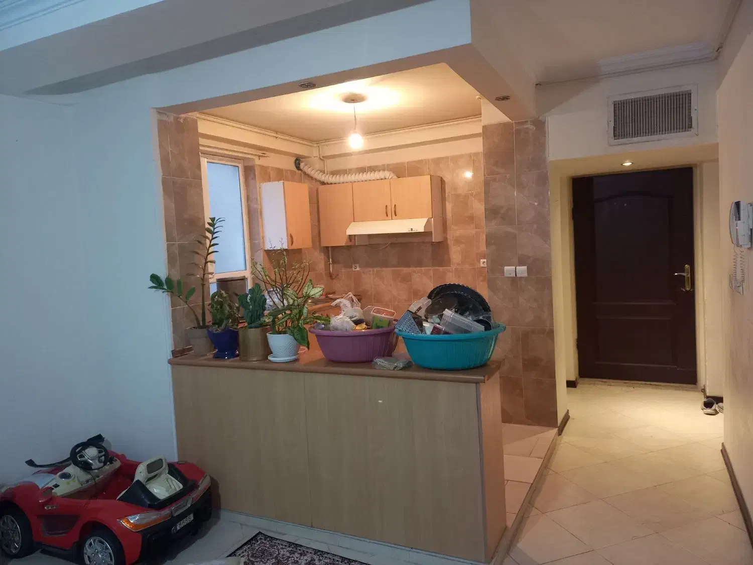 آپارتمان ناجا مهاجران ۹۲ متری|فروش آپارتمان|مهاجران, |دیوار