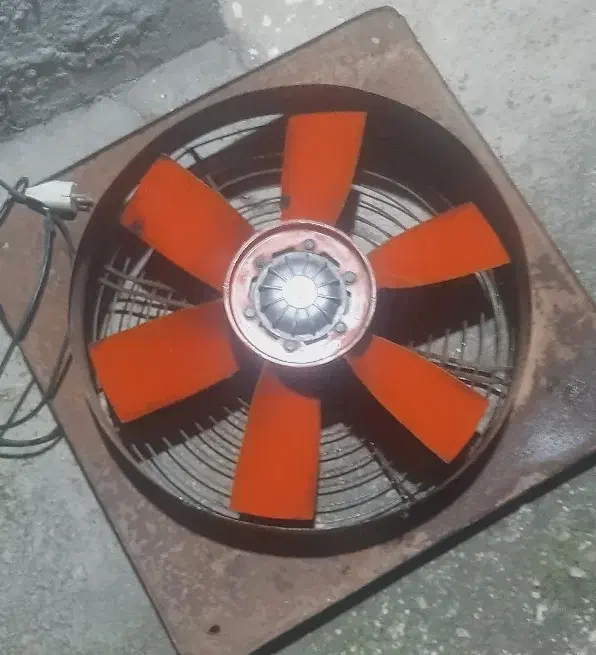 هواکش صنعتی پرقدرت ۵۰ دور ابعاد۶۰در۶۰|ماشینآلات صنعتی|رشت, عینک|دیوار