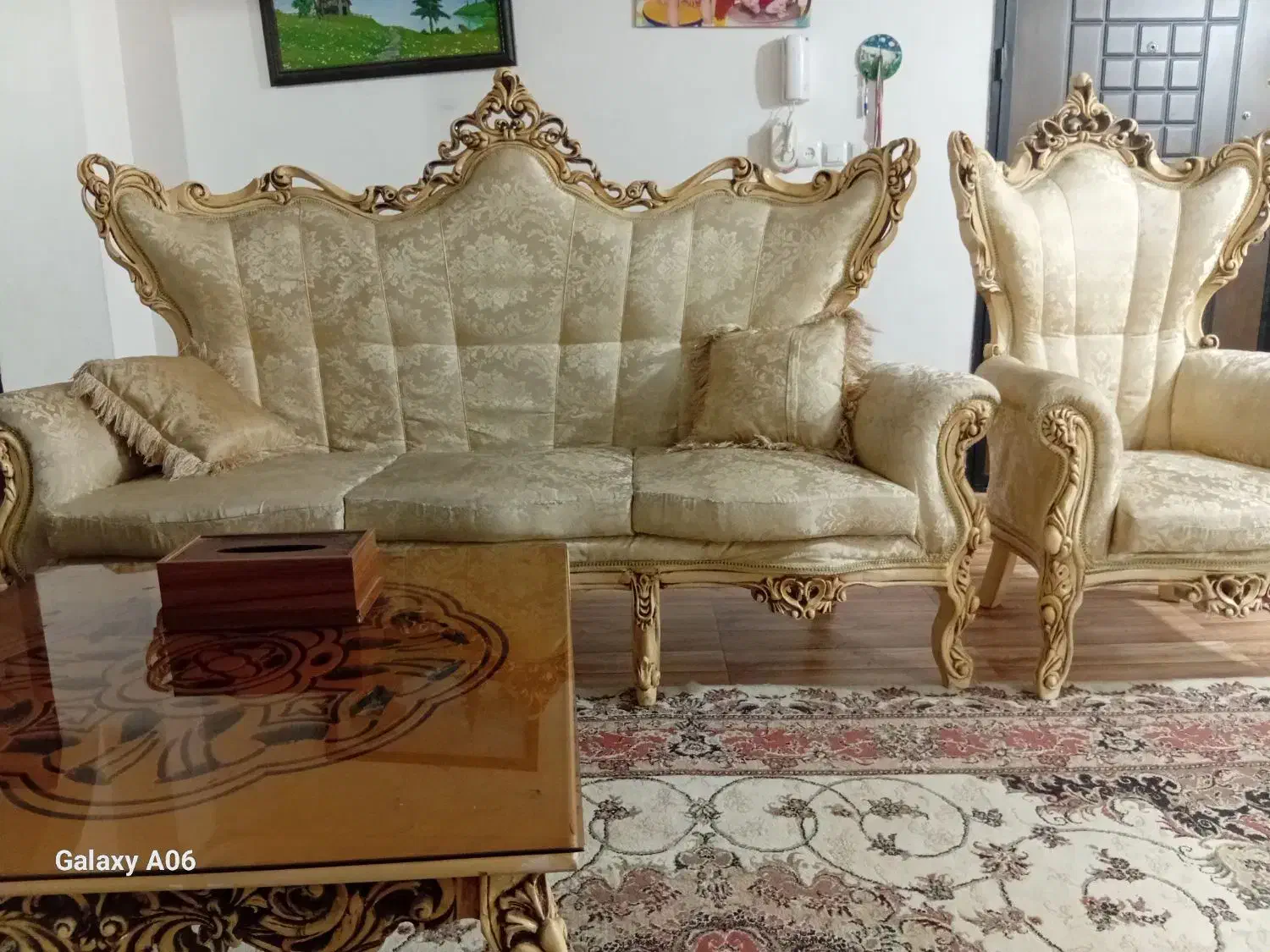 فروش یک سته مبل سلطنتی ۹ نفره ومیز ناهار خوری ۸نفر|مبلمان خانگی و میز عسلی|ساری, |دیوار