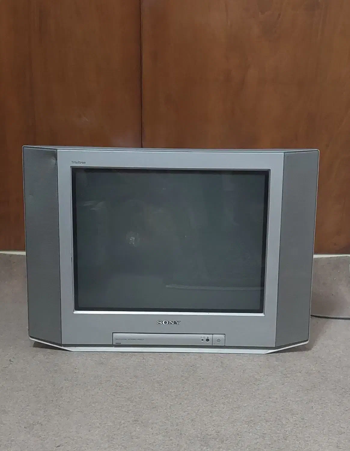 تلویزیون رنگی ۲۱ اینچ سونی|تلویزیون و پروژکتور|ساوه, |دیوار