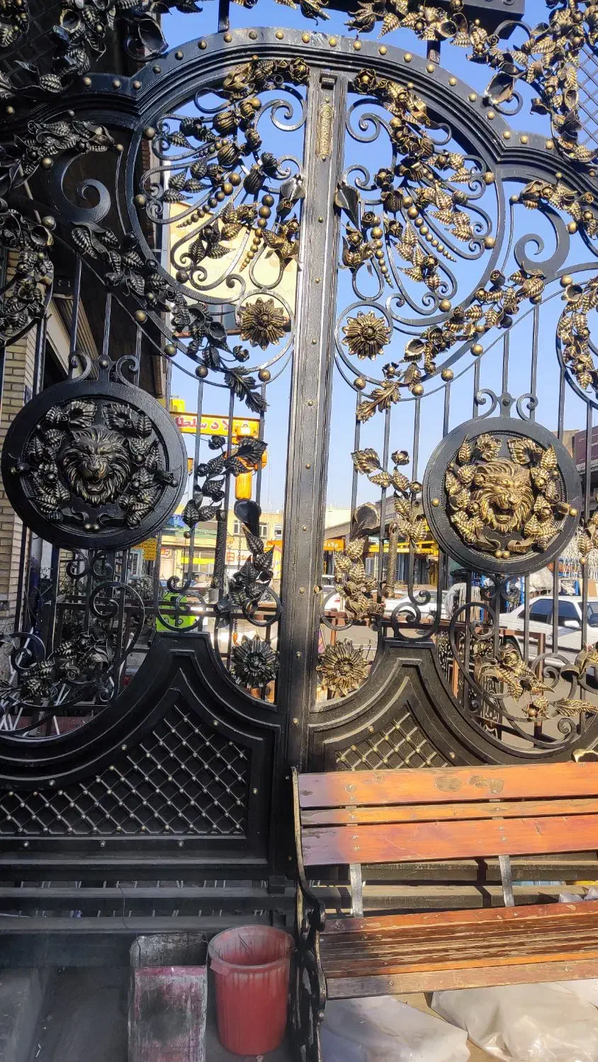 جوشکاری ساخت سوله درب و پنجره ویلای کارگاهی|خدمات پیشه و مهارت|تبریز, |دیوار