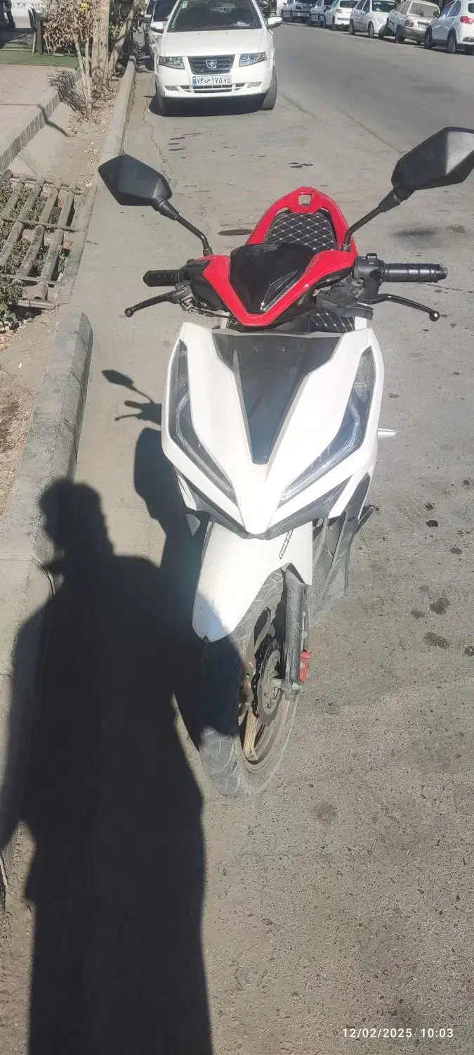 کلیک هانی هوندا|موتورسیکلت|سیرجان, |دیوار