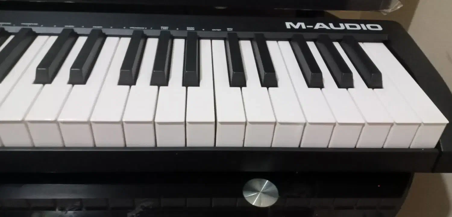 میدی کنترلر M-AUDIO KEYSTATION 61 MK3|پیانو، کیبورد، آکاردئون|تهران, شارق|دیوار