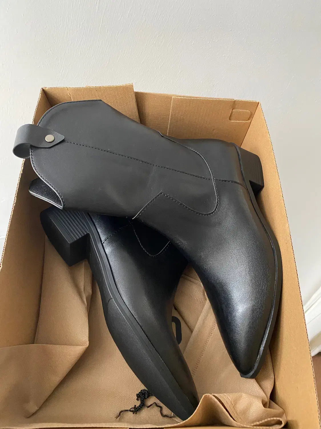 فروش کفش|کیف، کفش، کمربند|ساری, |دیوار