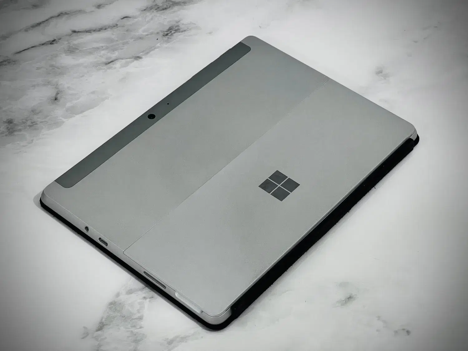 لپ تاپ surface pro Go 2 مشابه اکبند همراه با گارد|رایانه همراه|تهران, فلسطین (میدان انقلاب)|دیوار