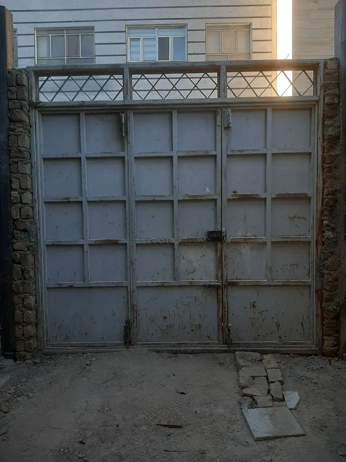 درب آهنی ویلایی|مصالح و تجهیزات ساختمان|بروجرد, |دیوار