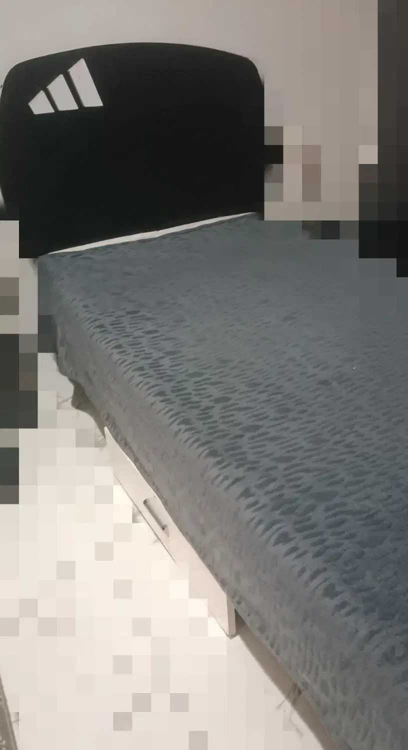 دو عددتخت خواب تک نفره سالم با لوازم جانبی|تخت و سرویس خواب|ملایر, |دیوار